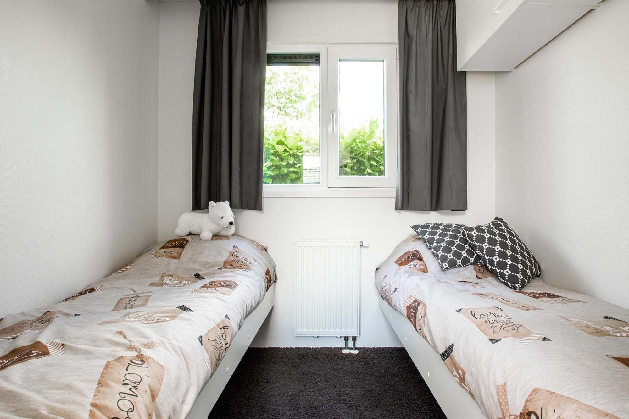 Topparken - Recreatiepark Het Esmeer Aalst Room photo
